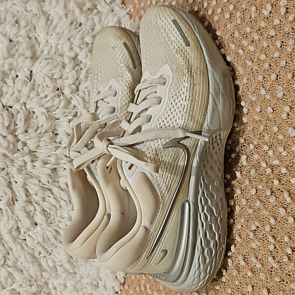 Nike Zoomx Sneakers - Picture 11 of 16